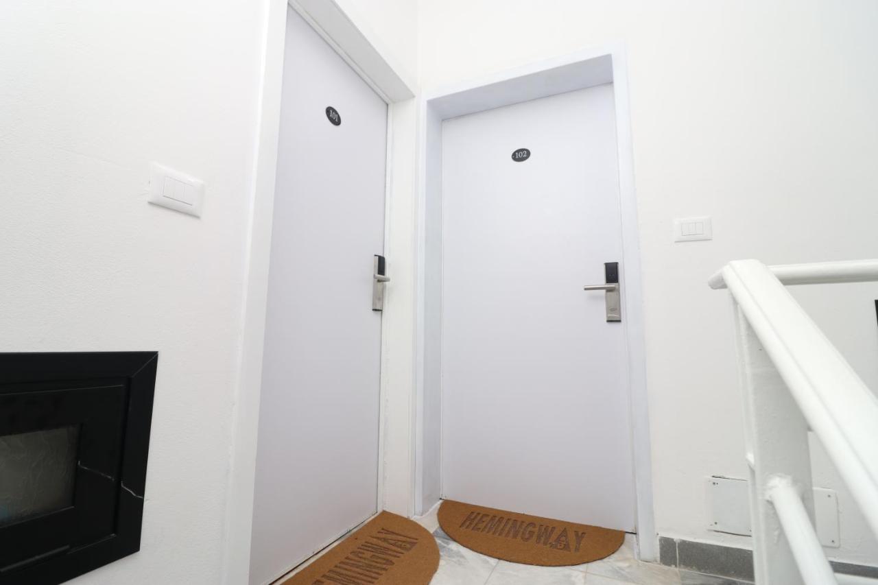 Heming-Way Hotel Durres Exterior photo
