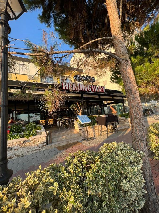 Heming-Way Hotel Durres Exterior photo